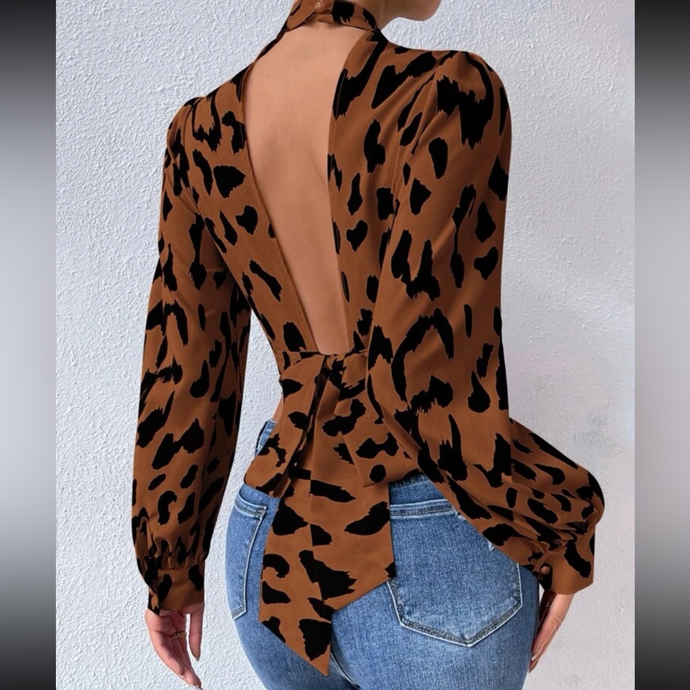Leopard print mock neck open tie back crop top